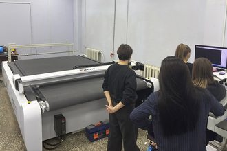 Компания «Смарт-Т» установила раскройный комплекс iECHO BK1 на производстве упаковки M-BOX из Перми